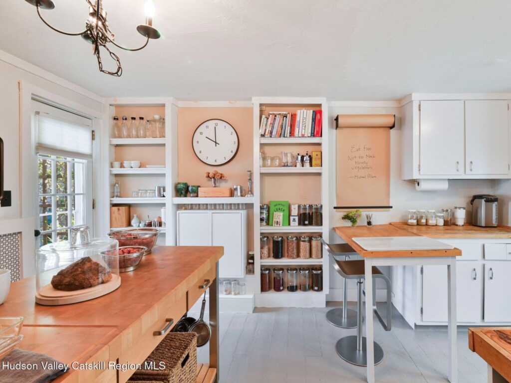 26 Russell Street, Saugerties, NY 12477 - Photo 13 of 50