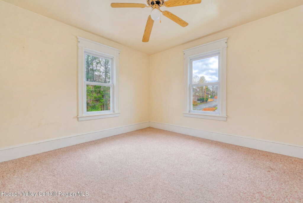 83 Orchard Street, Kingston, NY 12401 - Photo 15 of 28