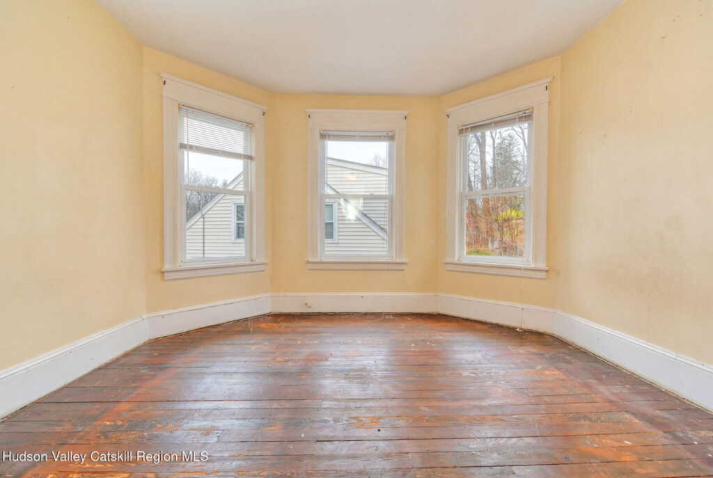 83 Orchard Street, Kingston, NY 12401 - Photo 17 of 28