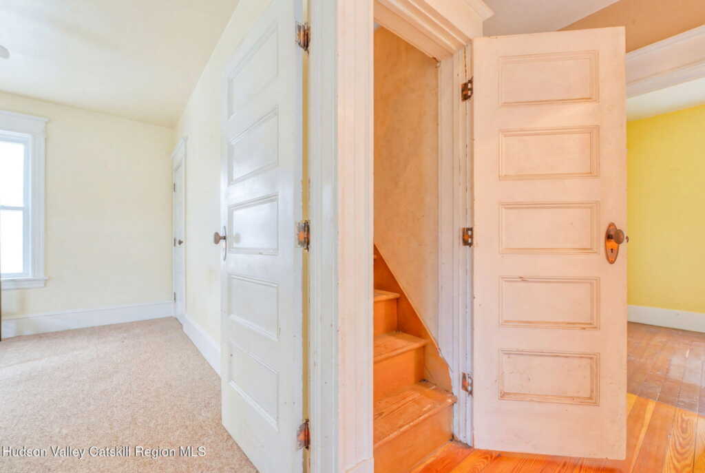 83 Orchard Street, Kingston, NY 12401 - Photo 21 of 28