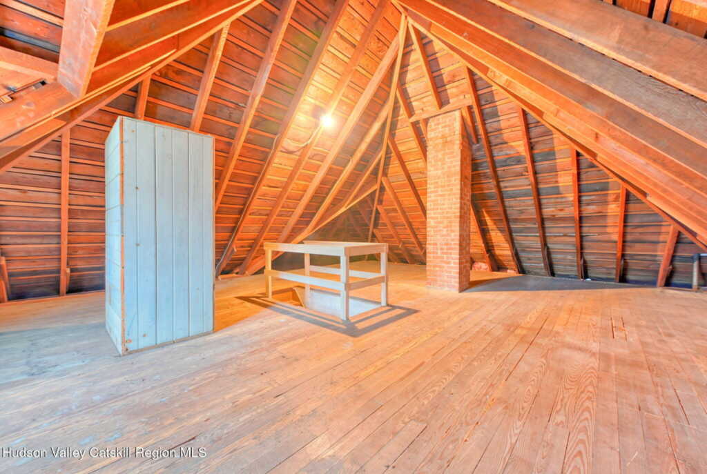 83 Orchard Street, Kingston, NY 12401 - Photo 23 of 28