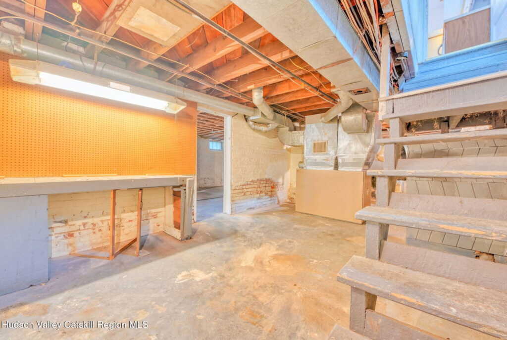 83 Orchard Street, Kingston, NY 12401 - Photo 24 of 28