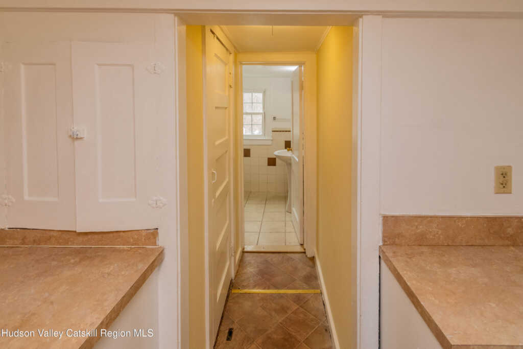 131 Station Road, New Paltz, NY 12561 - Photo 8 of 31