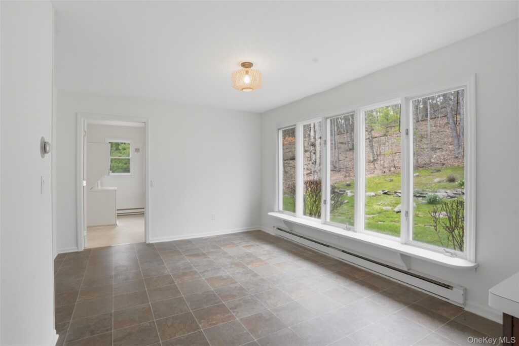 2320 Glasco Turnpike, Woodstock, NY 12498 - Photo 12 of 50