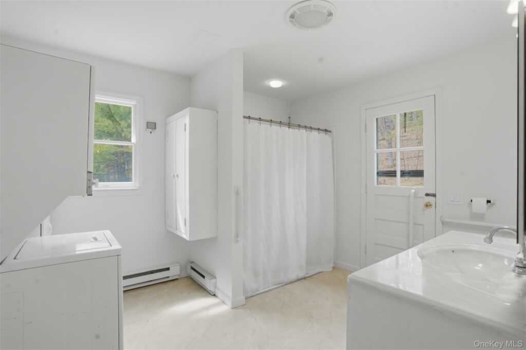 2320 Glasco Turnpike, Woodstock, NY 12498 - Photo 15 of 50