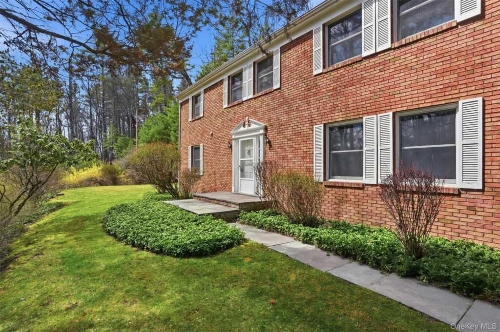 2320 Glasco Turnpike, Woodstock, NY 12498 - Photo 4 of 50