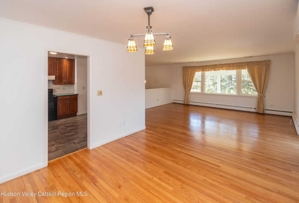 7 Lynn Place, New Paltz, NY 12561 - Photo 10 of 44