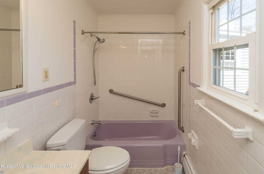 7 Lynn Place, New Paltz, NY 12561 - Photo 24 of 44