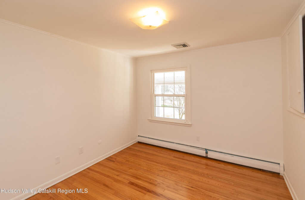 7 Lynn Place, New Paltz, NY 12561 - Photo 25 of 44