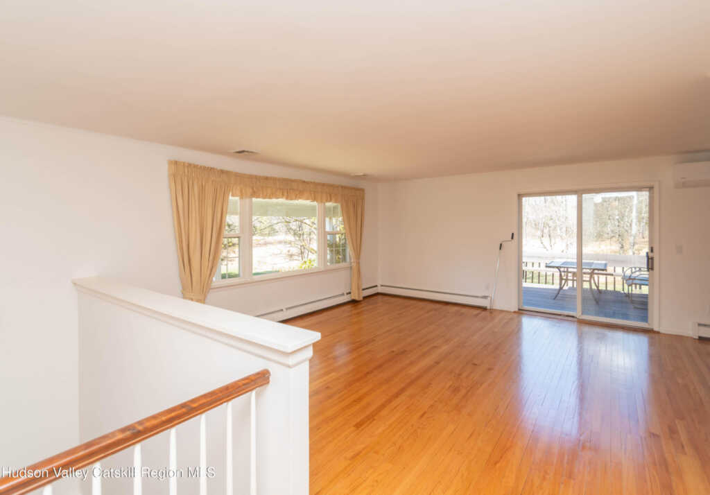 7 Lynn Place, New Paltz, NY 12561 - Photo 7 of 44