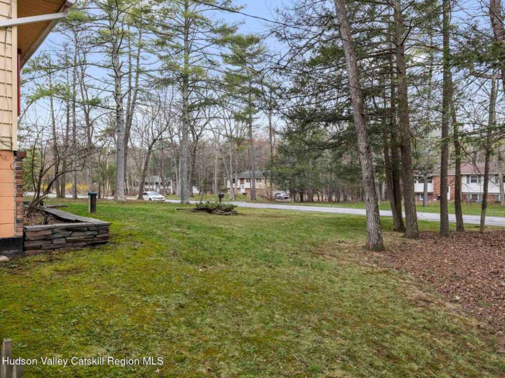 39 Whitney Drive, Woodstock, NY 12498 - Photo 10 of 50