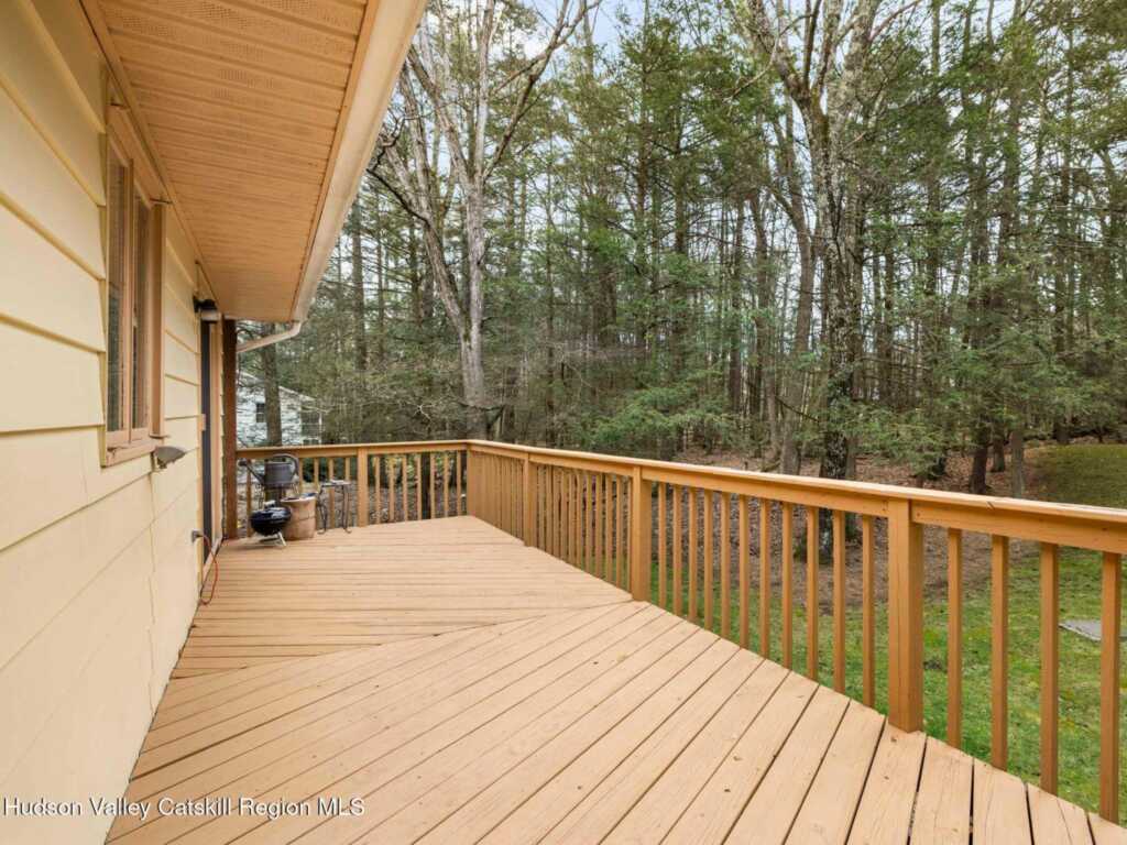 39 Whitney Drive, Woodstock, NY 12498 - Photo 11 of 50