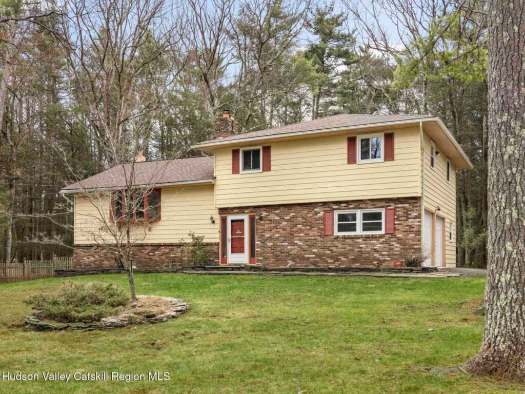 39 Whitney Drive, Woodstock, NY 12498 - Photo 2 of 50