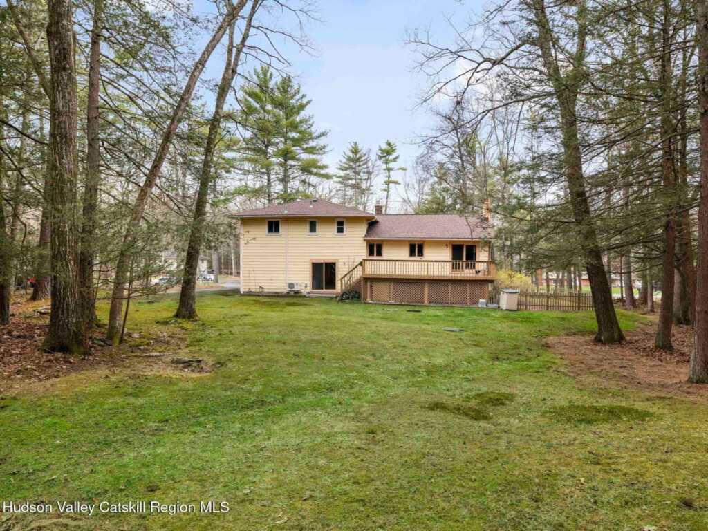 39 Whitney Drive, Woodstock, NY 12498 - Photo 9 of 50