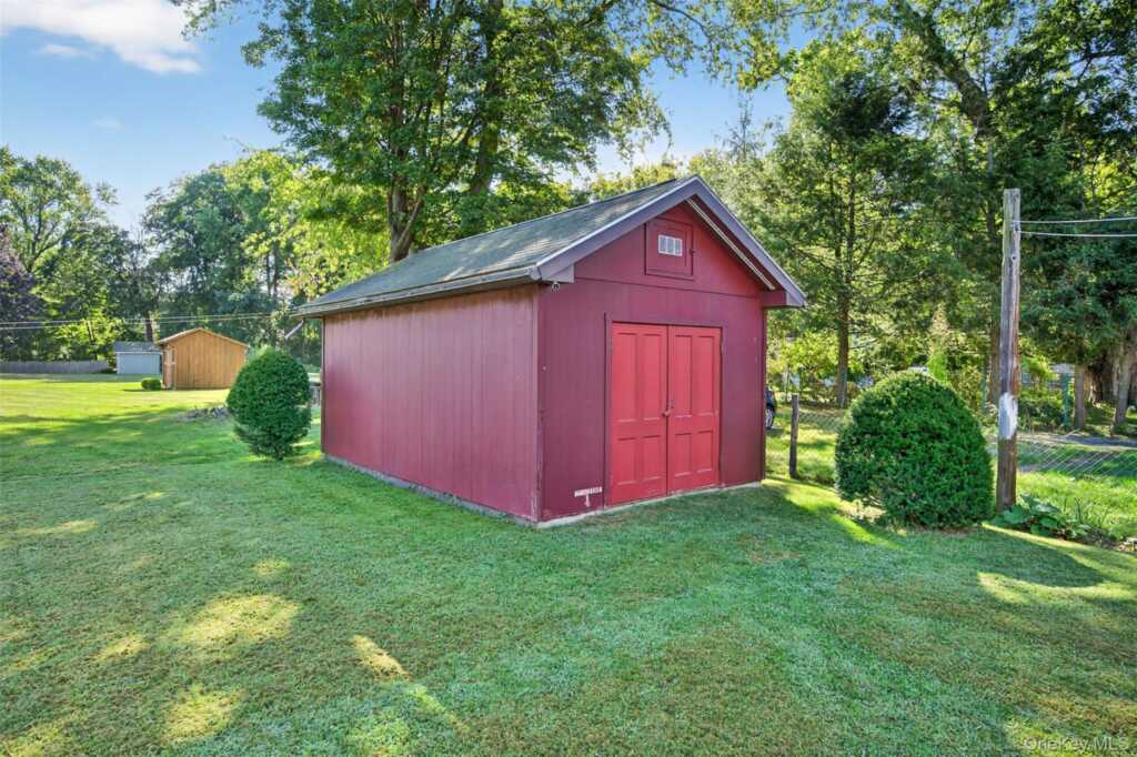 51 Mulberry Street, Rhinebeck, NY 12572 - Photo 38 of 41