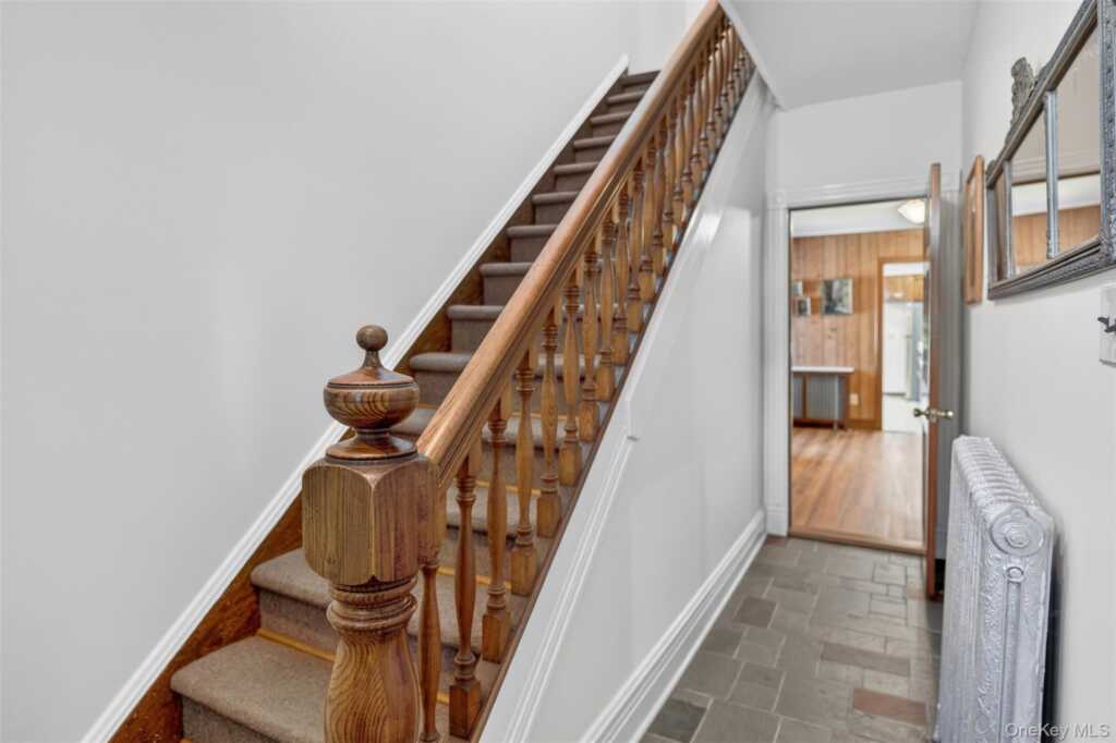 51 Mulberry Street, Rhinebeck, NY 12572 - Photo 5 of 41