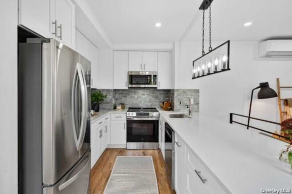 26 Gill Street, Kingston, NY 12401 - Photo 10 of 25