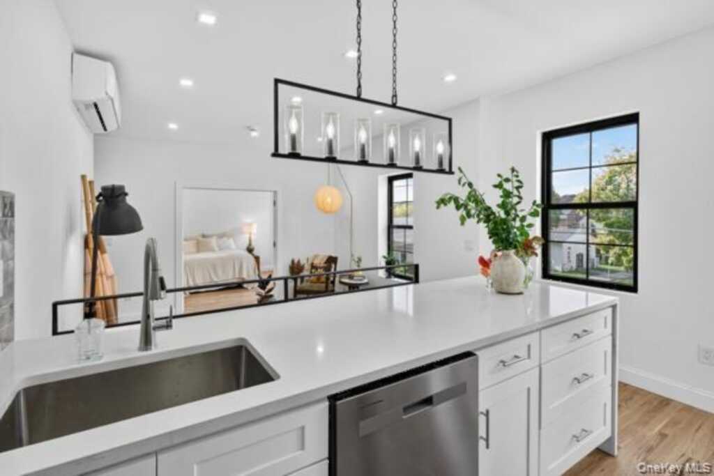 26 Gill Street, Kingston, NY 12401 - Photo 7 of 25