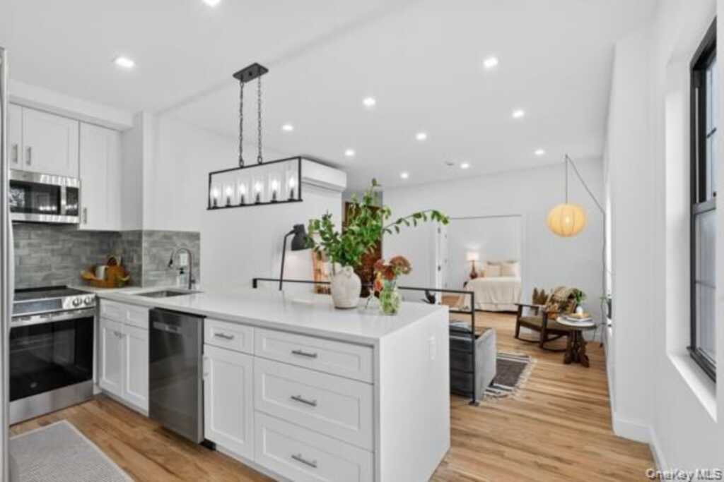 26 Gill Street, Kingston, NY 12401 - Photo 8 of 25