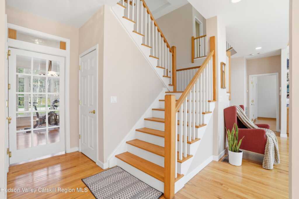 45 Tall Oaks Drive, Kingston, NY 12401 - Photo 20 of 50