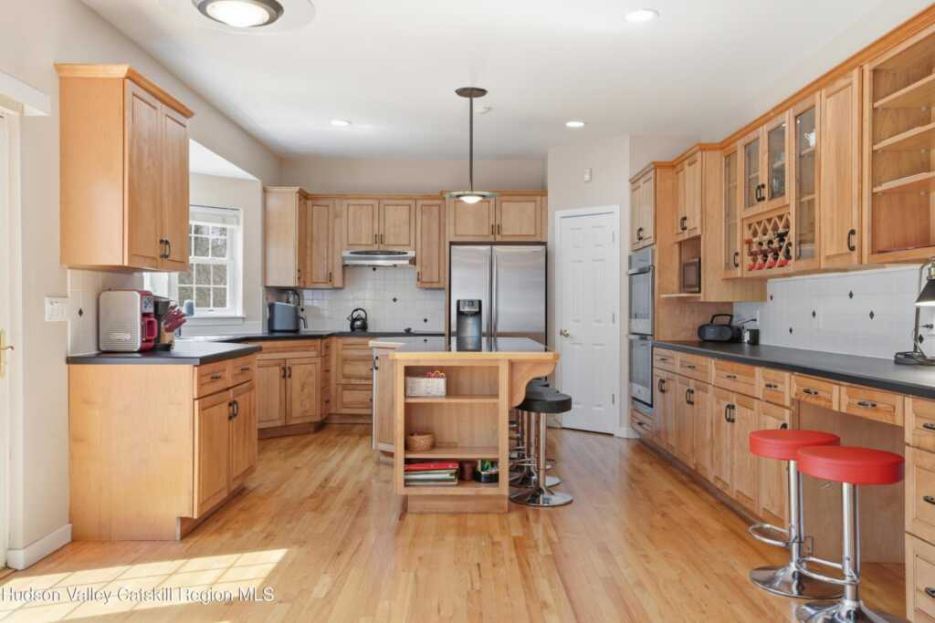 45 Tall Oaks Drive, Kingston, NY 12401 - Photo 22 of 50