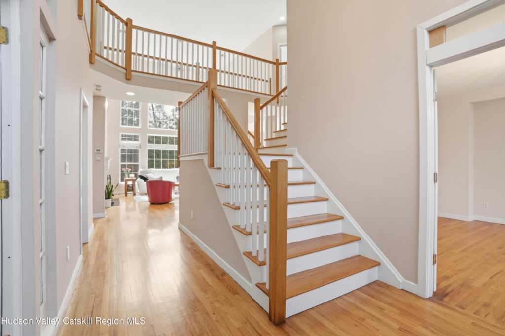 45 Tall Oaks Drive, Kingston, NY 12401 - Photo 4 of 50