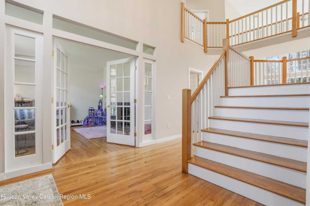 45 Tall Oaks Drive, Kingston, NY 12401 - Photo 5 of 50