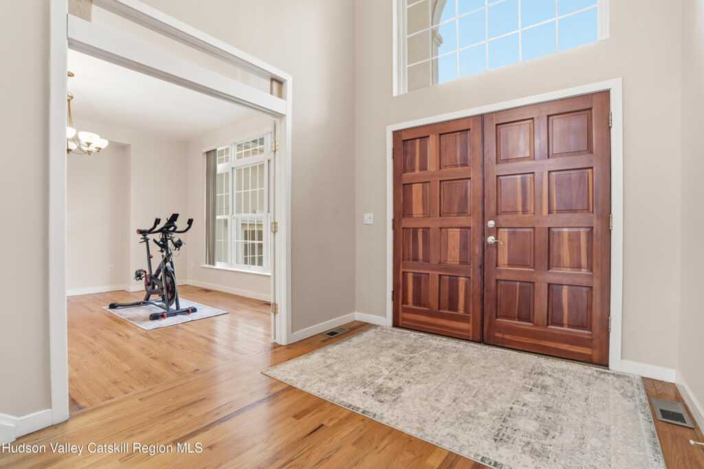 45 Tall Oaks Drive, Kingston, NY 12401 - Photo 6 of 50