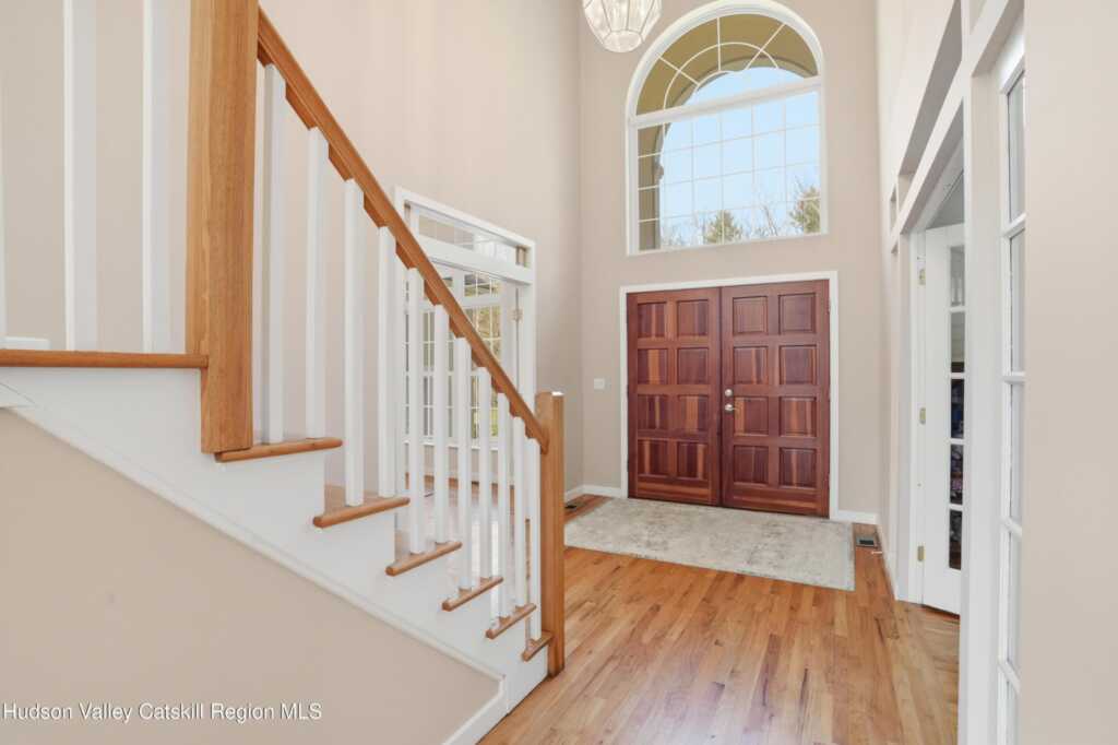 45 Tall Oaks Drive, Kingston, NY 12401 - Photo 7 of 50