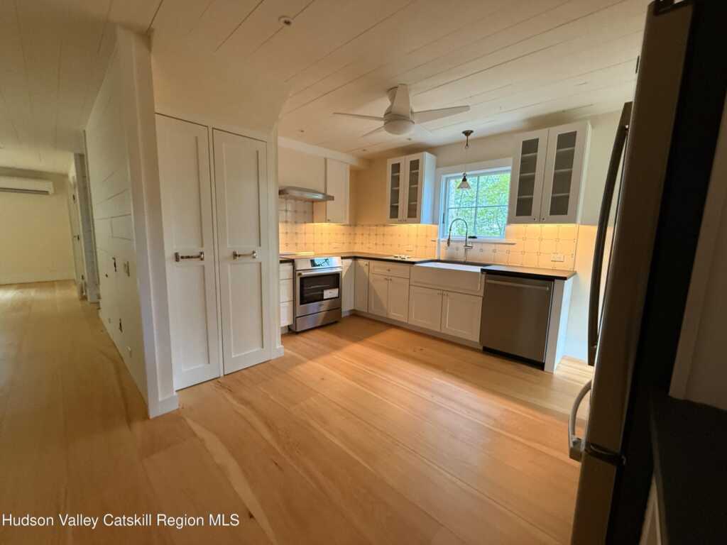 25 Boggs Hill Road, Woodstock, NY 12498 - Photo 10 of 42