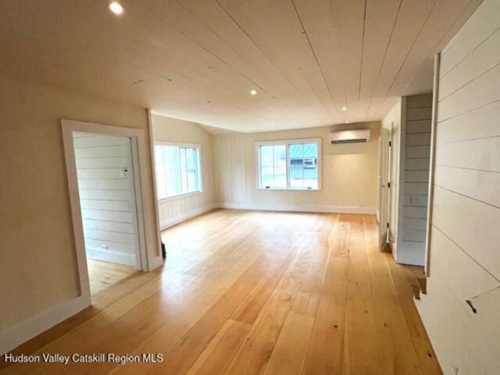 25 Boggs Hill Road, Woodstock, NY 12498 - Photo 5 of 42