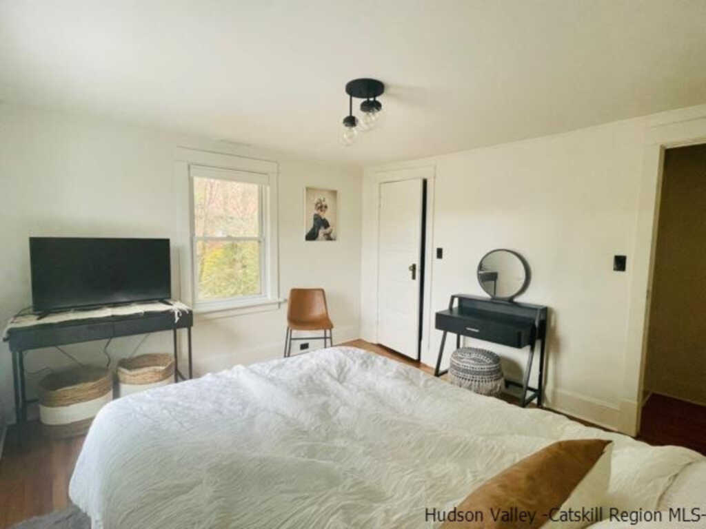 298 Lucas Avenue, Kingston, NY 12401 - Photo 15 of 23