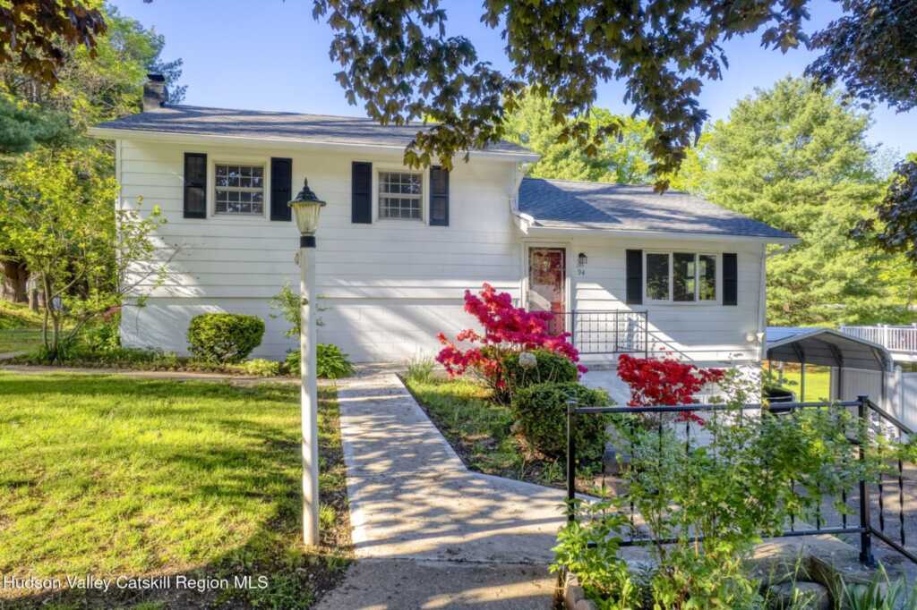 94 Tammany Street, Kingston, NY 12401 - Photo 2 of 50