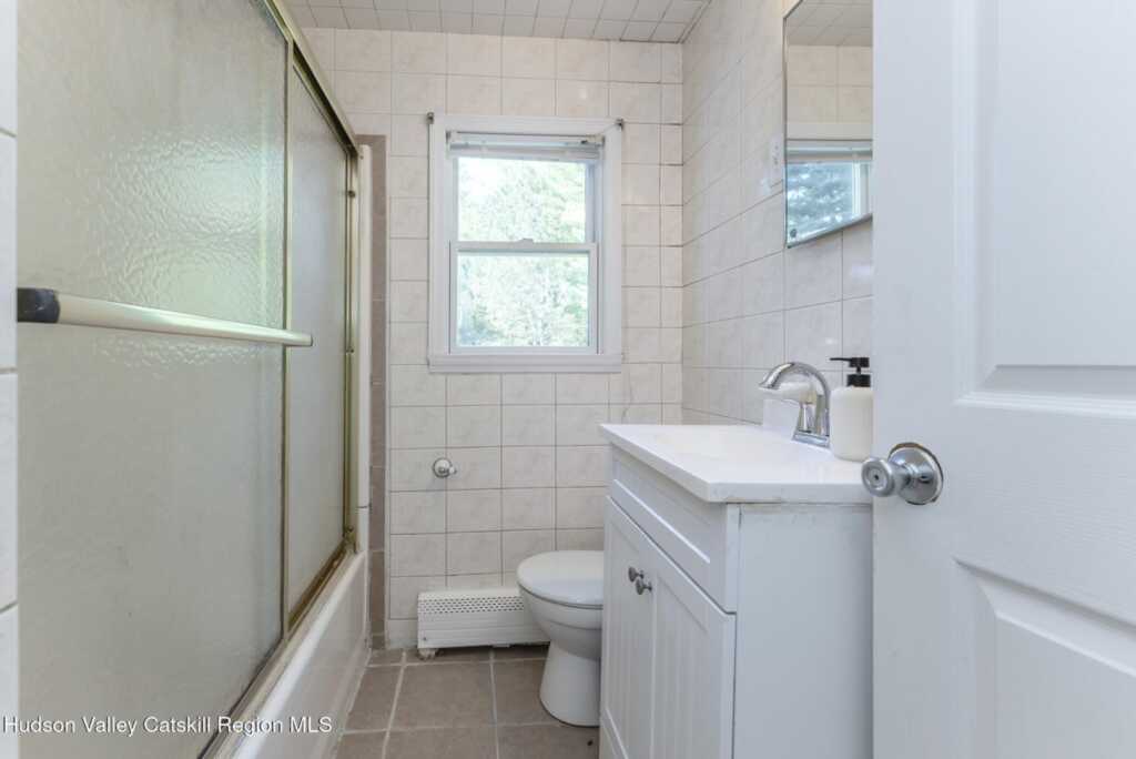 94 Tammany Street, Kingston, NY 12401 - Photo 21 of 50