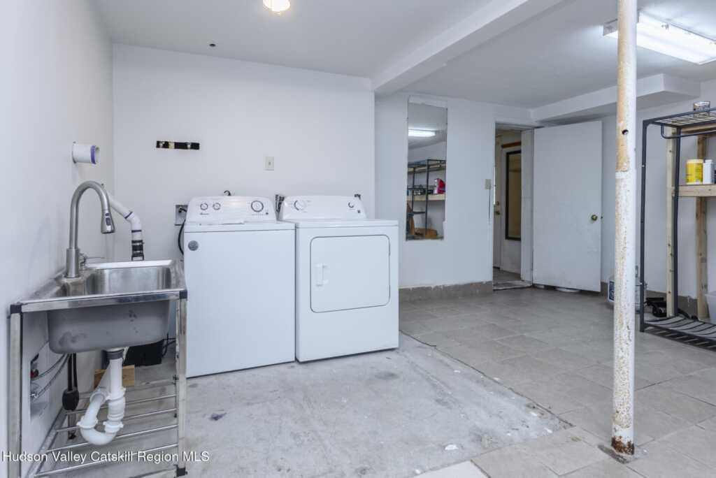 94 Tammany Street, Kingston, NY 12401 - Photo 38 of 50