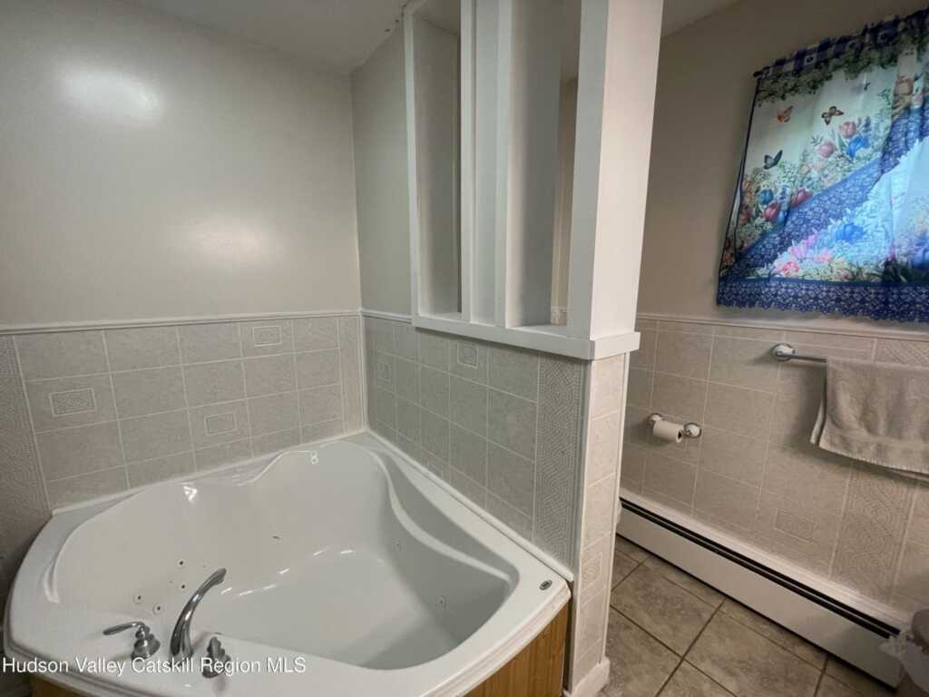 459 Mountain View Avenue, Hurley, NY 12443 - Photo 16 of 29