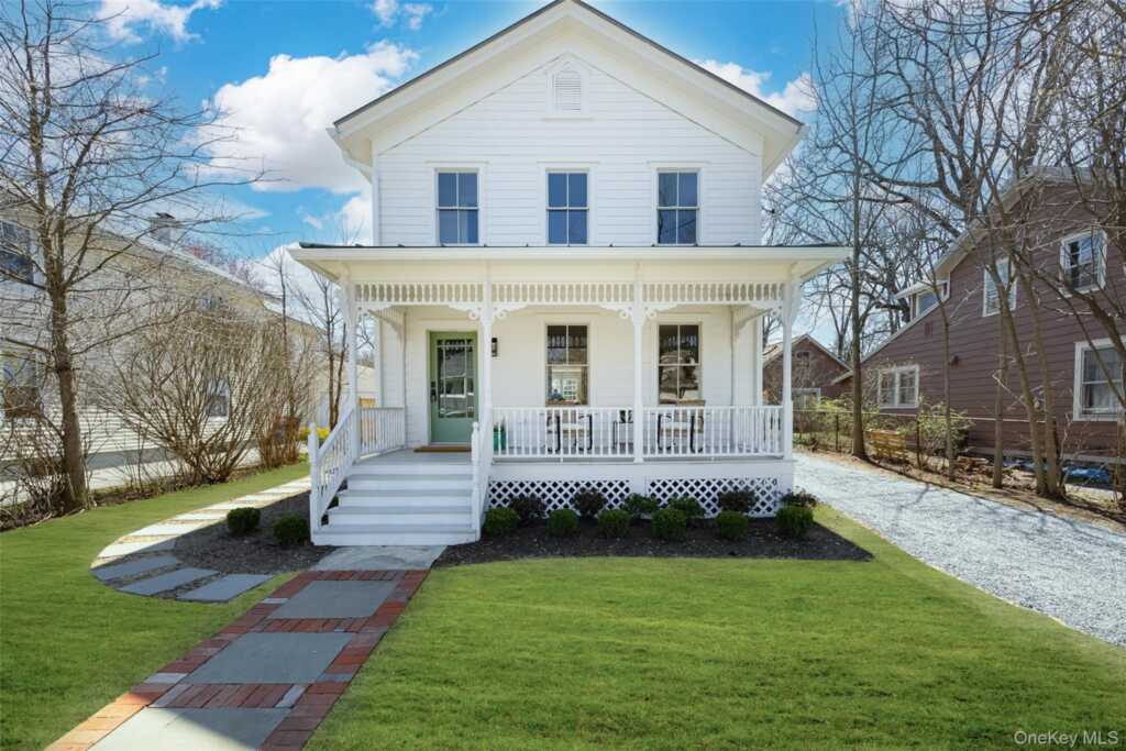 66 Chestnut Street, Rhinebeck, NY 12572