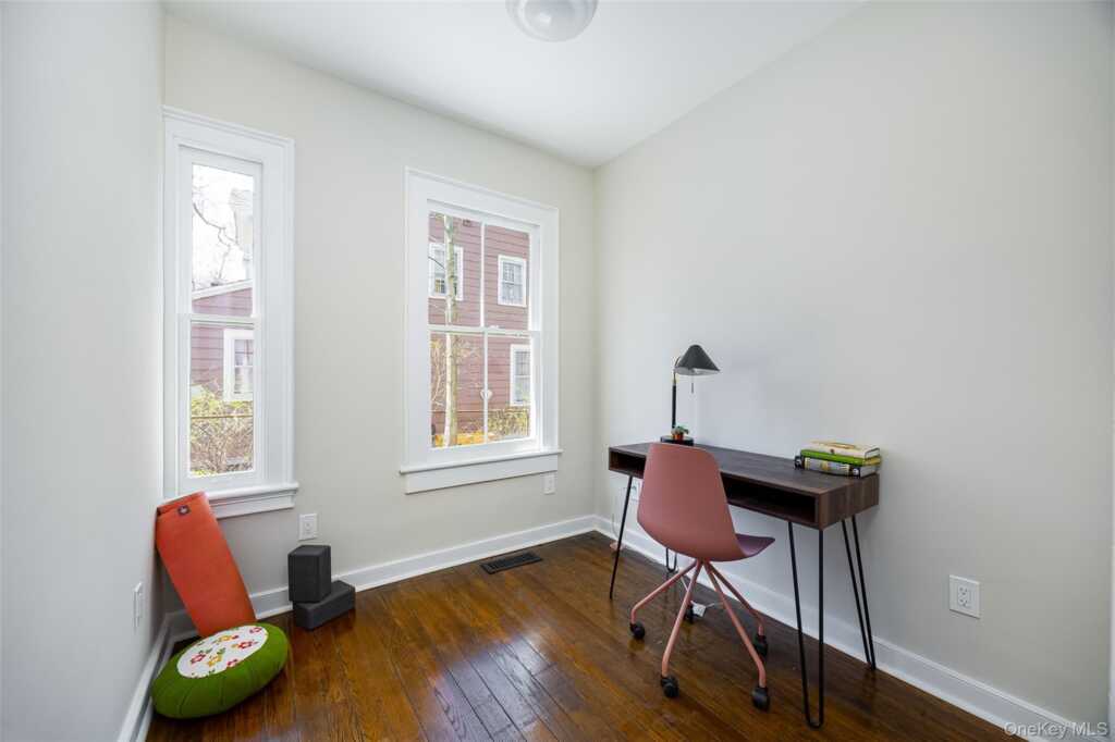 66 Chestnut Street, Rhinebeck, NY 12572 - Photo 12 of 30