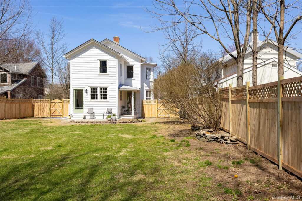 66 Chestnut Street, Rhinebeck, NY 12572 - Photo 26 of 30