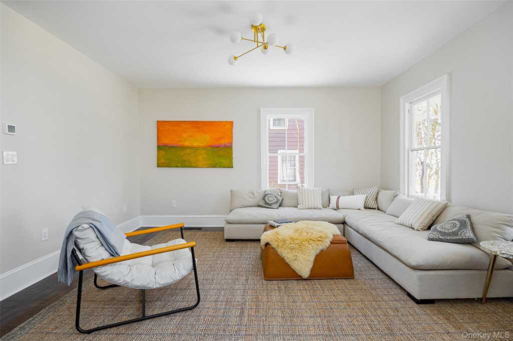 66 Chestnut Street, Rhinebeck, NY 12572 - Photo 3 of 30