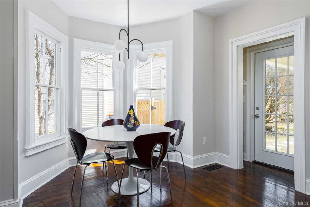 66 Chestnut Street, Rhinebeck, NY 12572 - Photo 7 of 30