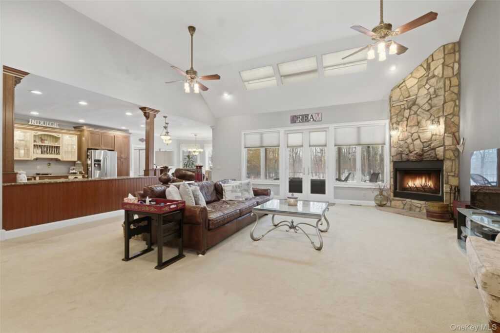 6 Foxwood Road, New Paltz, NY 12561 - Photo 16 of 37