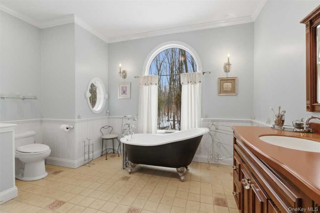 6 Foxwood Road, New Paltz, NY 12561 - Photo 18 of 37