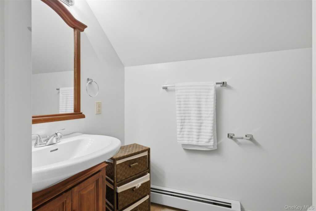 6 Foxwood Road, New Paltz, NY 12561 - Photo 23 of 37