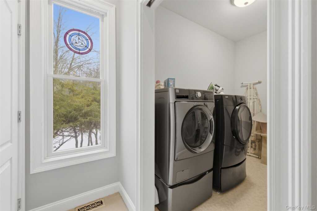 6 Foxwood Road, New Paltz, NY 12561 - Photo 26 of 37