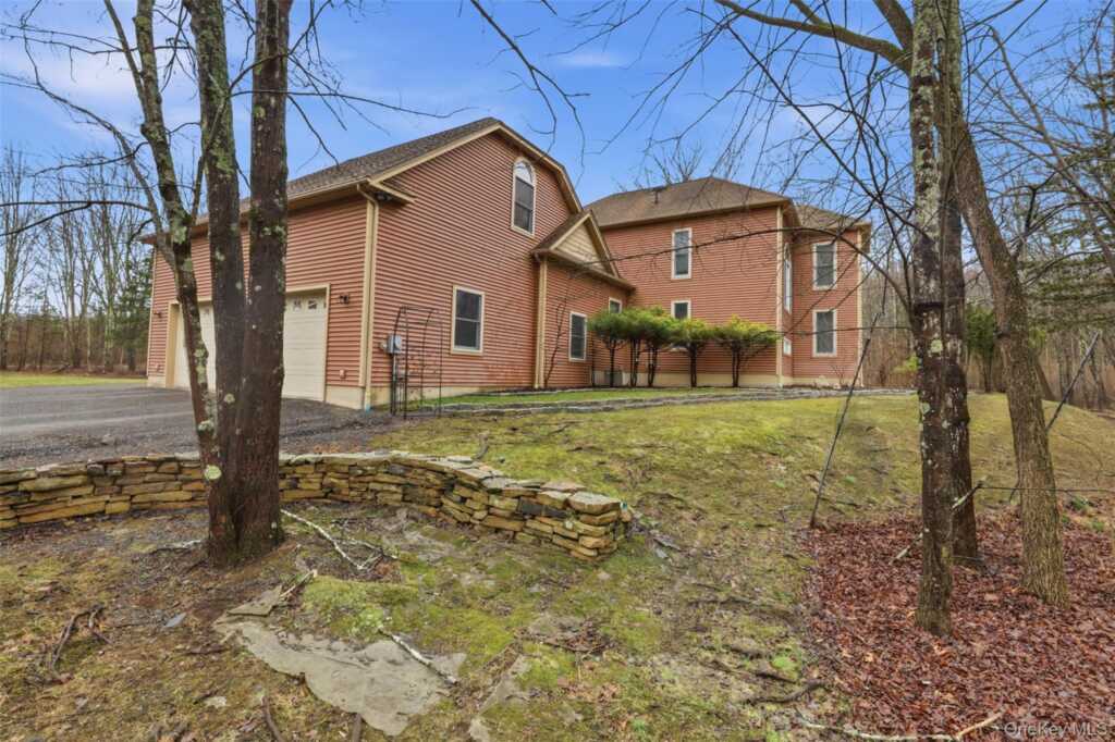 6 Foxwood Road, New Paltz, NY 12561 - Photo 32 of 37