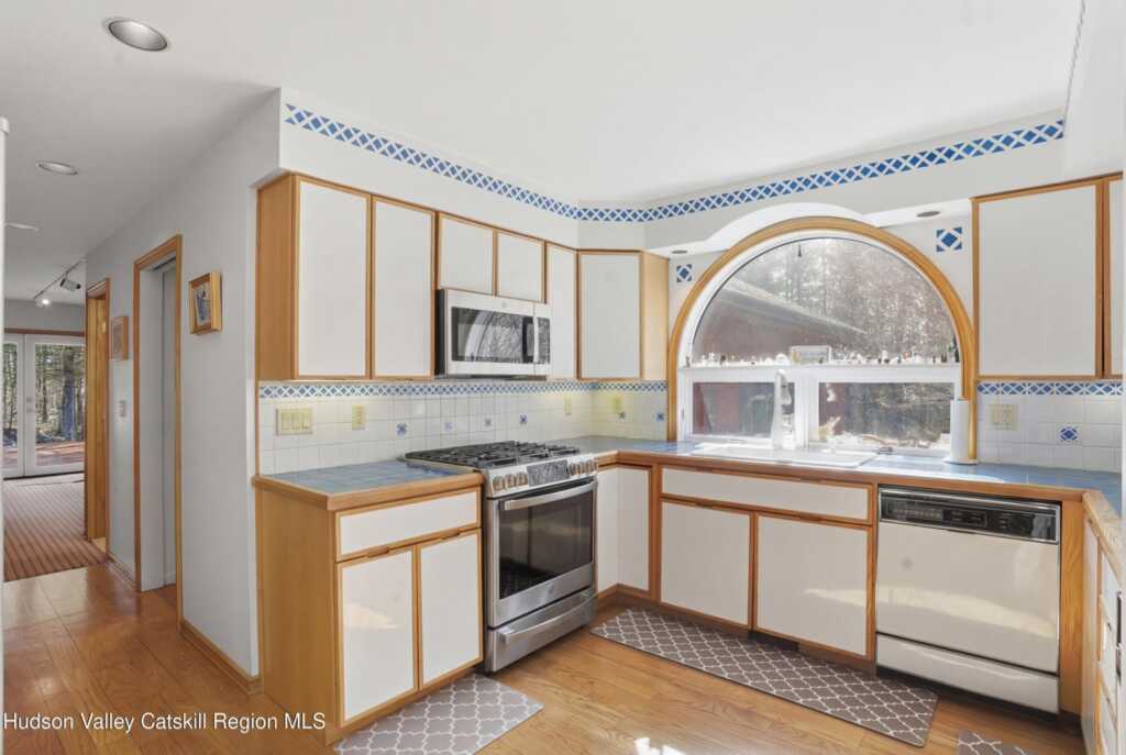 6 Tall Pines Road, New Paltz, NY 12561 - Photo 20 of 50