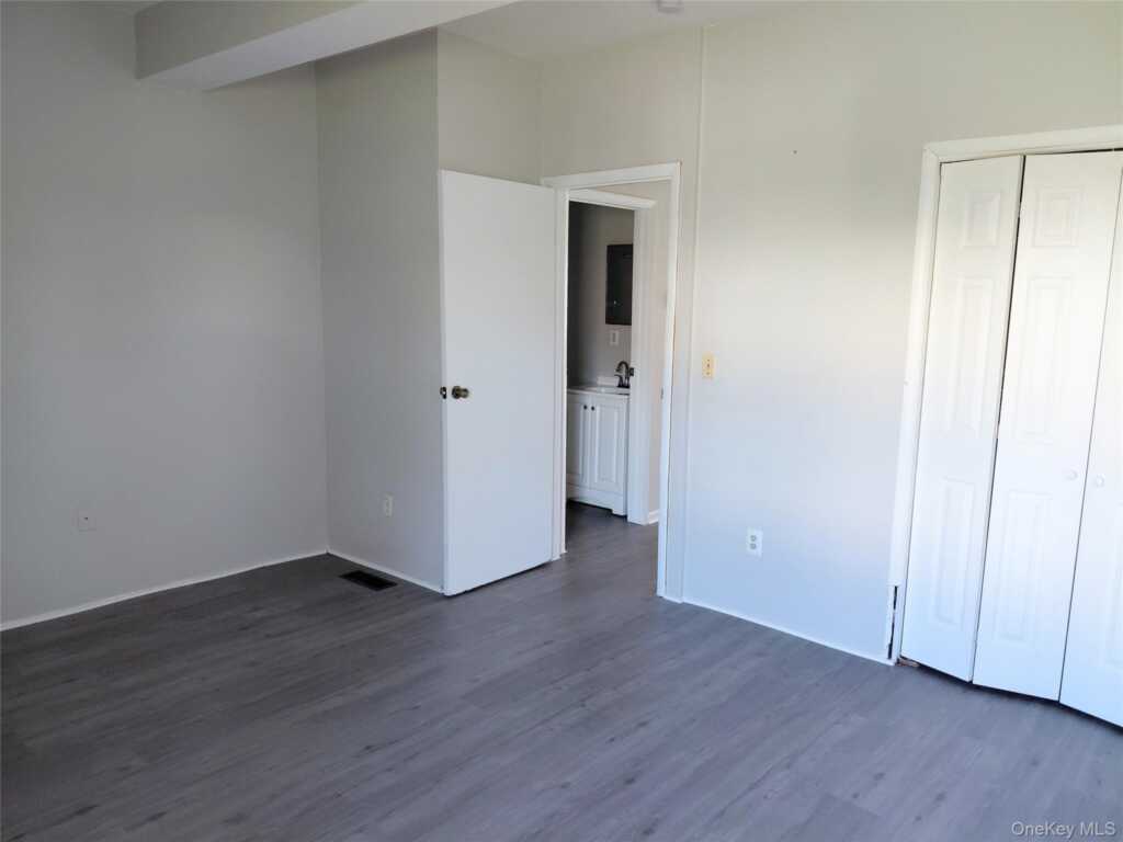 79 Franklin Street, Unit #303, Kingston, NY 12401 - Photo 14 of 16