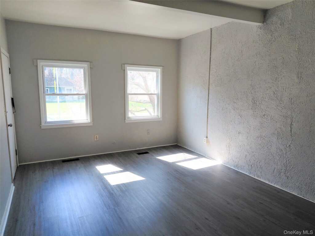 79 Franklin Street, Unit #303, Kingston, NY 12401 - Photo 5 of 16