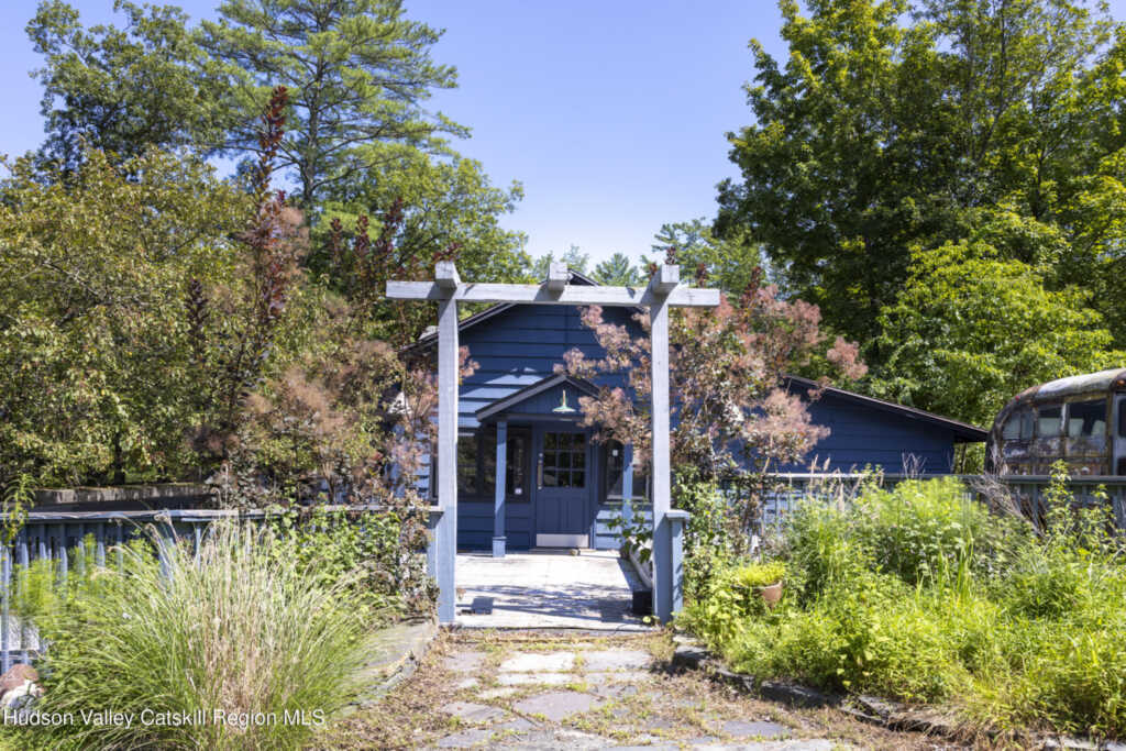 20 Country Club Lane, Woodstock, NY 12498 - Photo 13 of 17